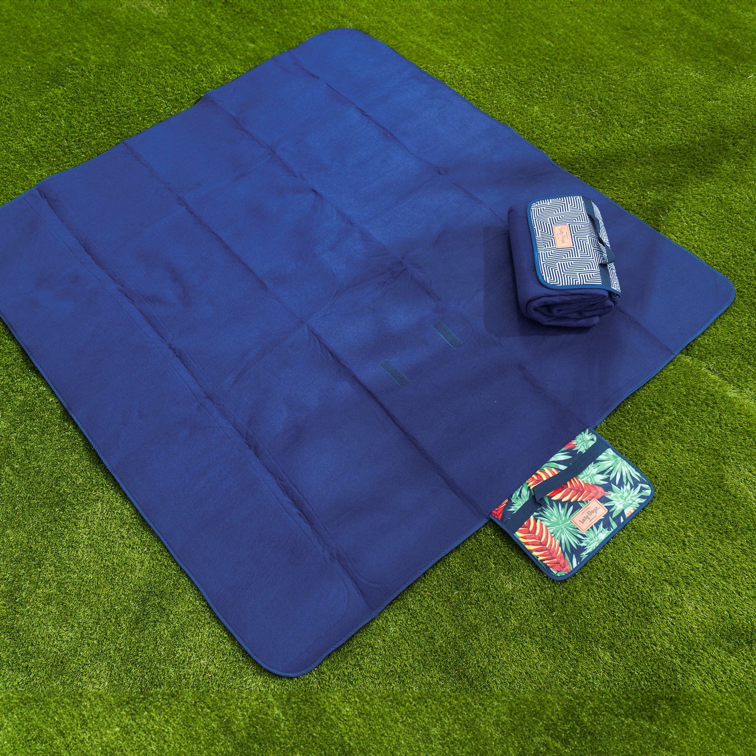 Lazy Dayz Fleece Picnic Rug - Mossman-Outdoor Recreation &gt; Picnic &gt; Picnic Baskets-PEROZ Accessories