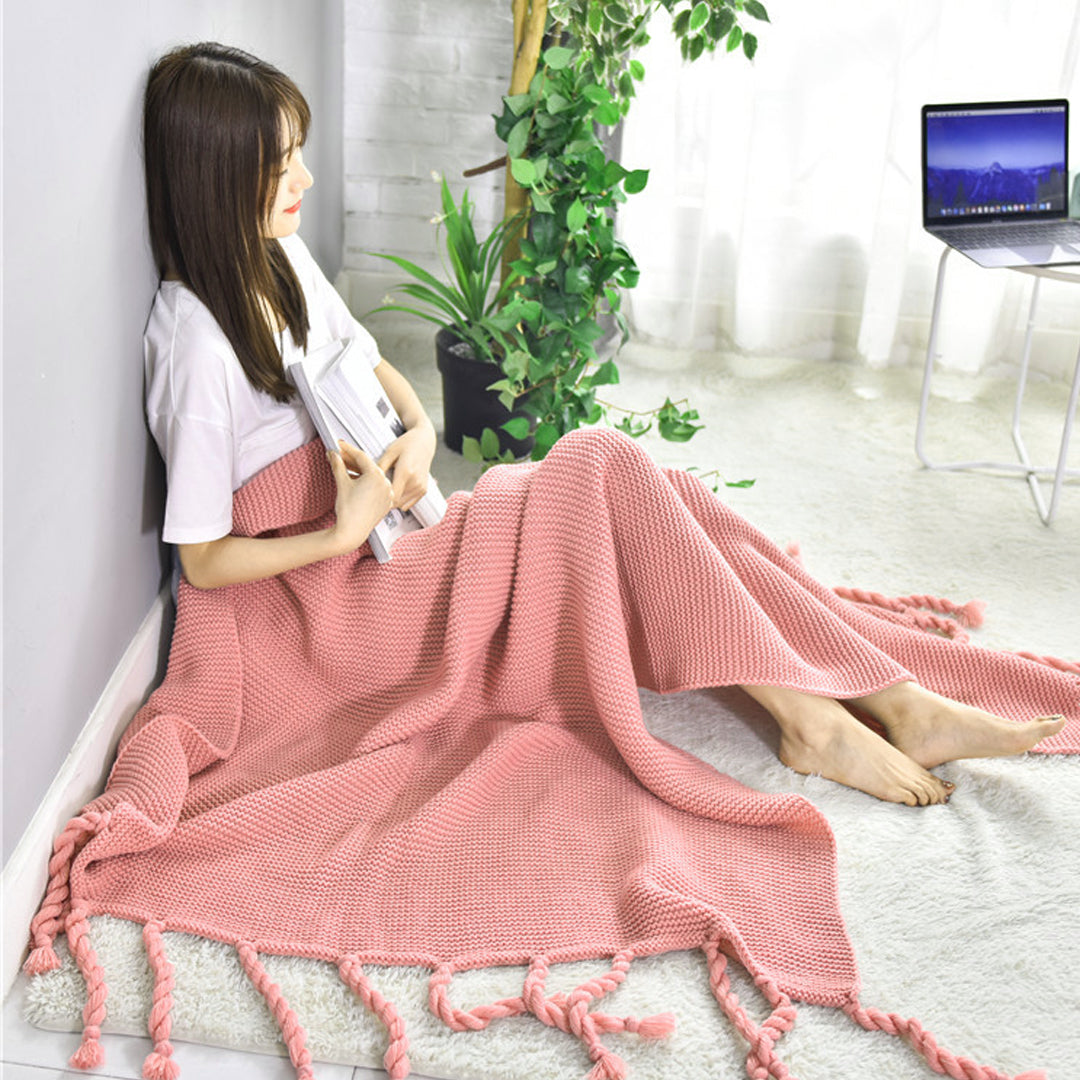 Pink tassel throw blanket sale